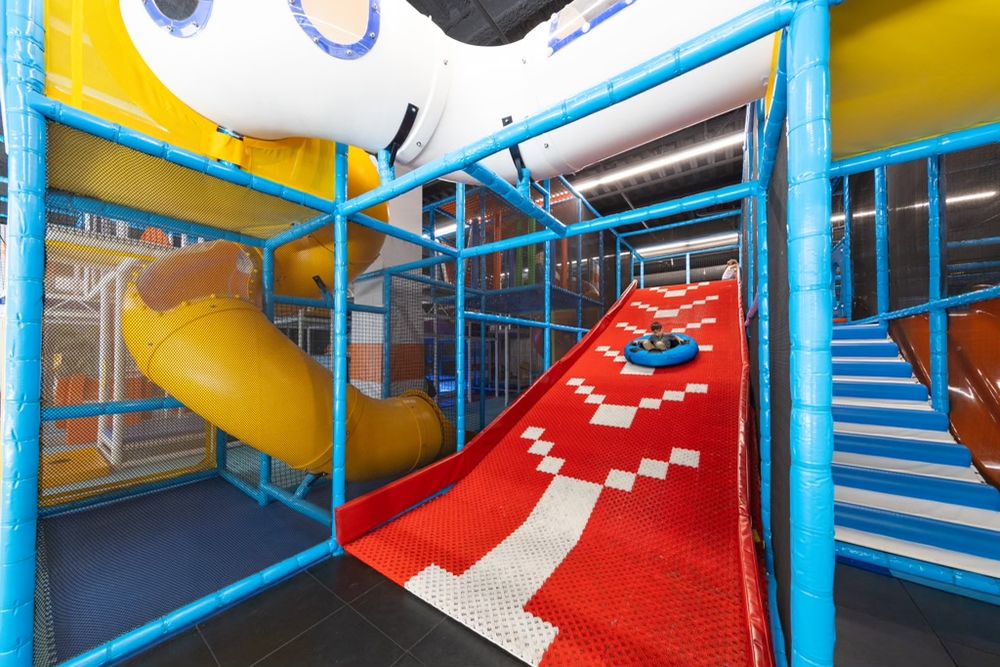 PlayPie indoor play centre with slides